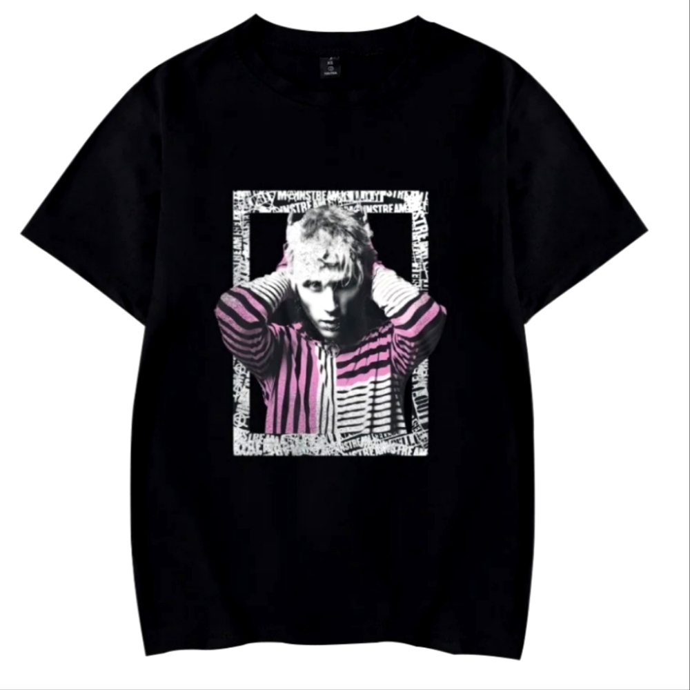 NWOT Men's Machine Gun Kelly Mainstream T-shirt